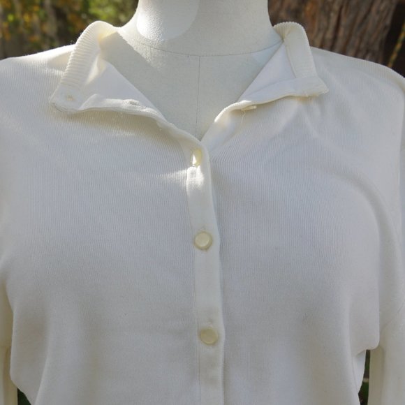 White Button-up Cardigan - Picture 4 of 4